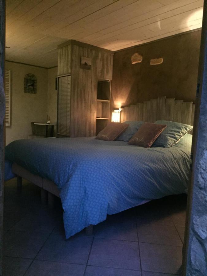 Chambre D'Hotes Des Oliviers La Roque-sur-Ceze Exterior photo